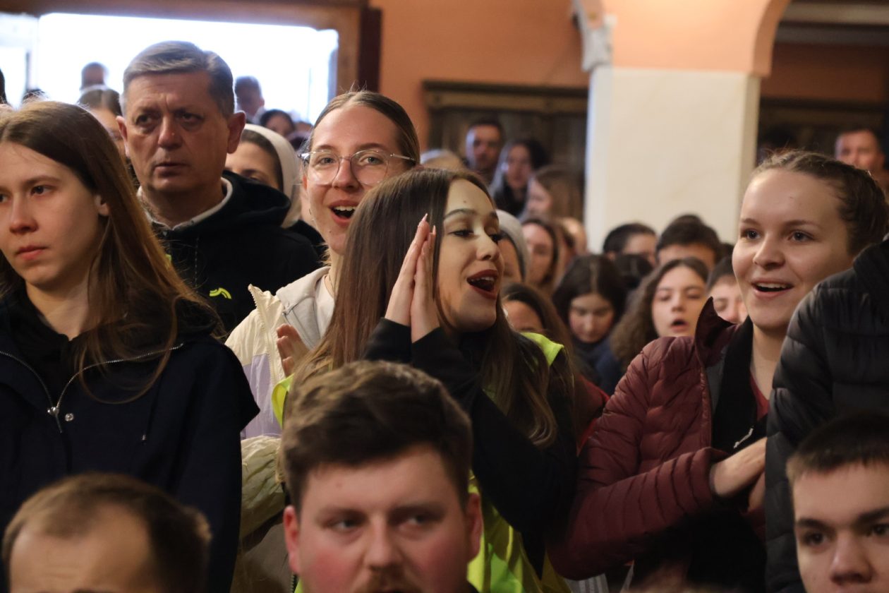 križni put mladih (74) križni put mladih (74)