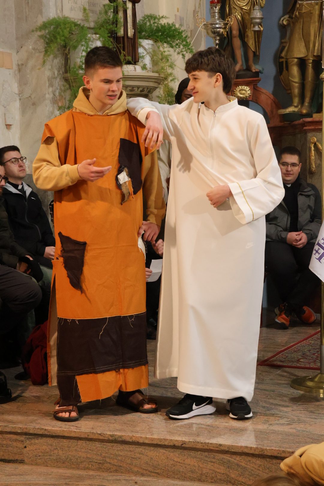 križni put mladih (89) križni put mladih (89)