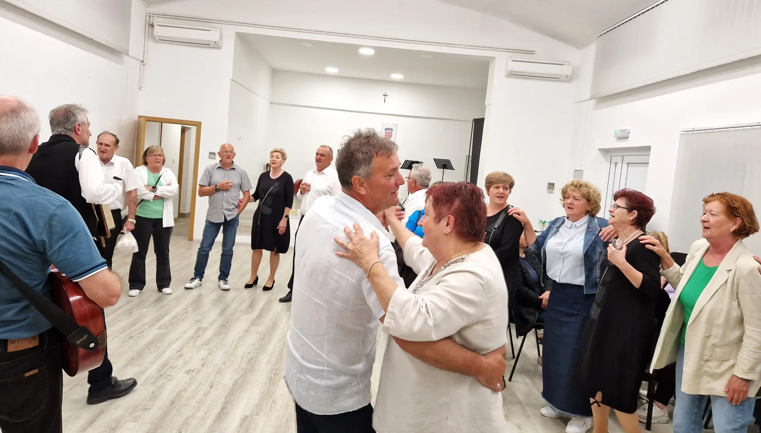 kud mura (14) kud mura (14)