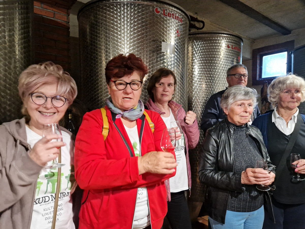 kud mura (14) kud mura (14)