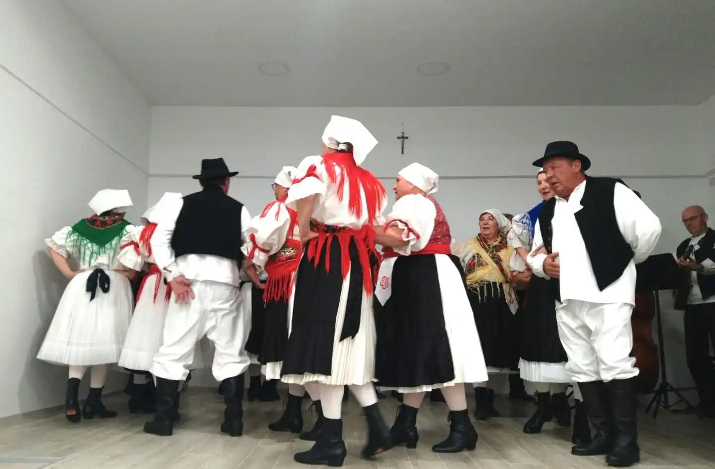 kud mura (44) kud mura (44)