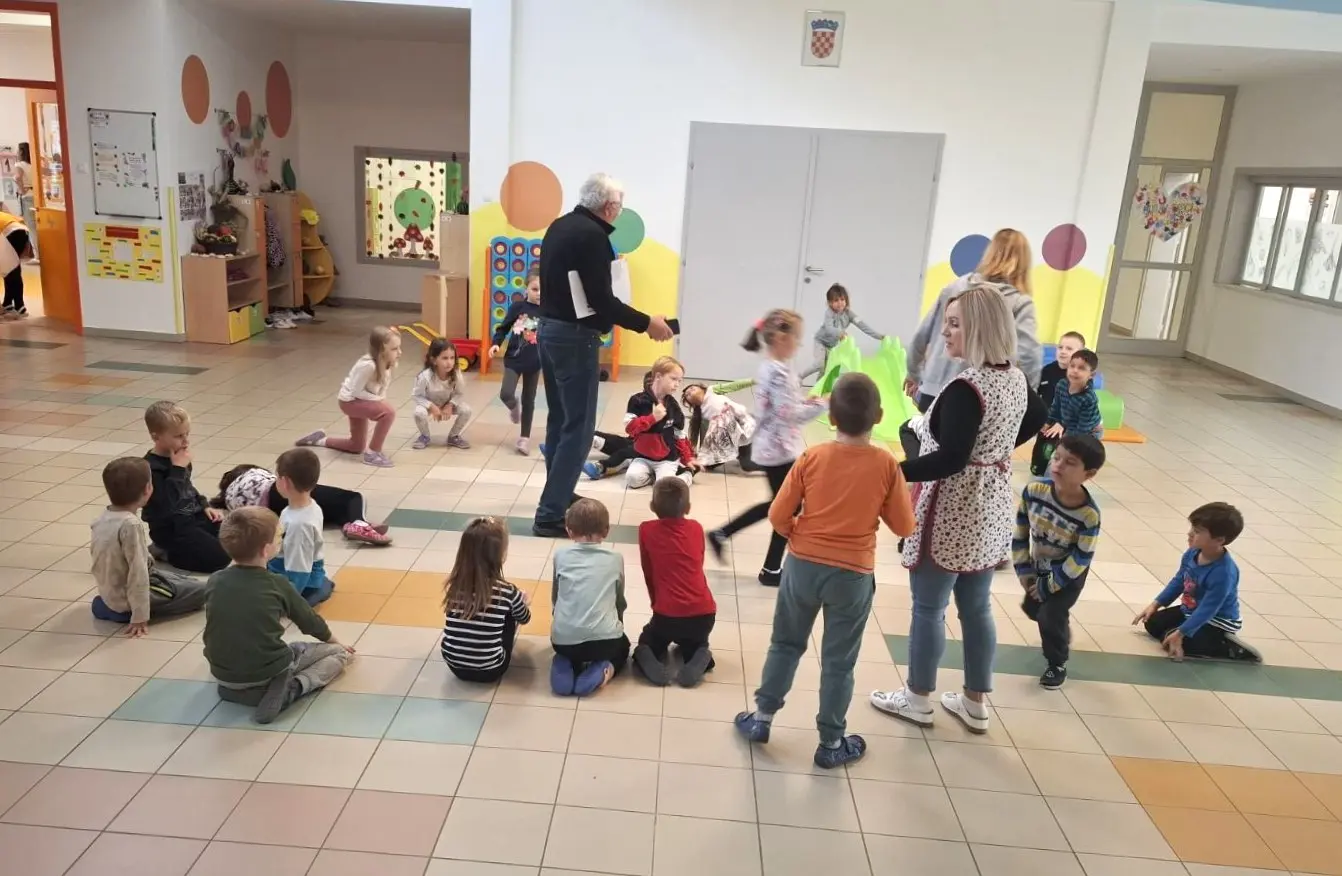 kud mura folkloraši mali (2)