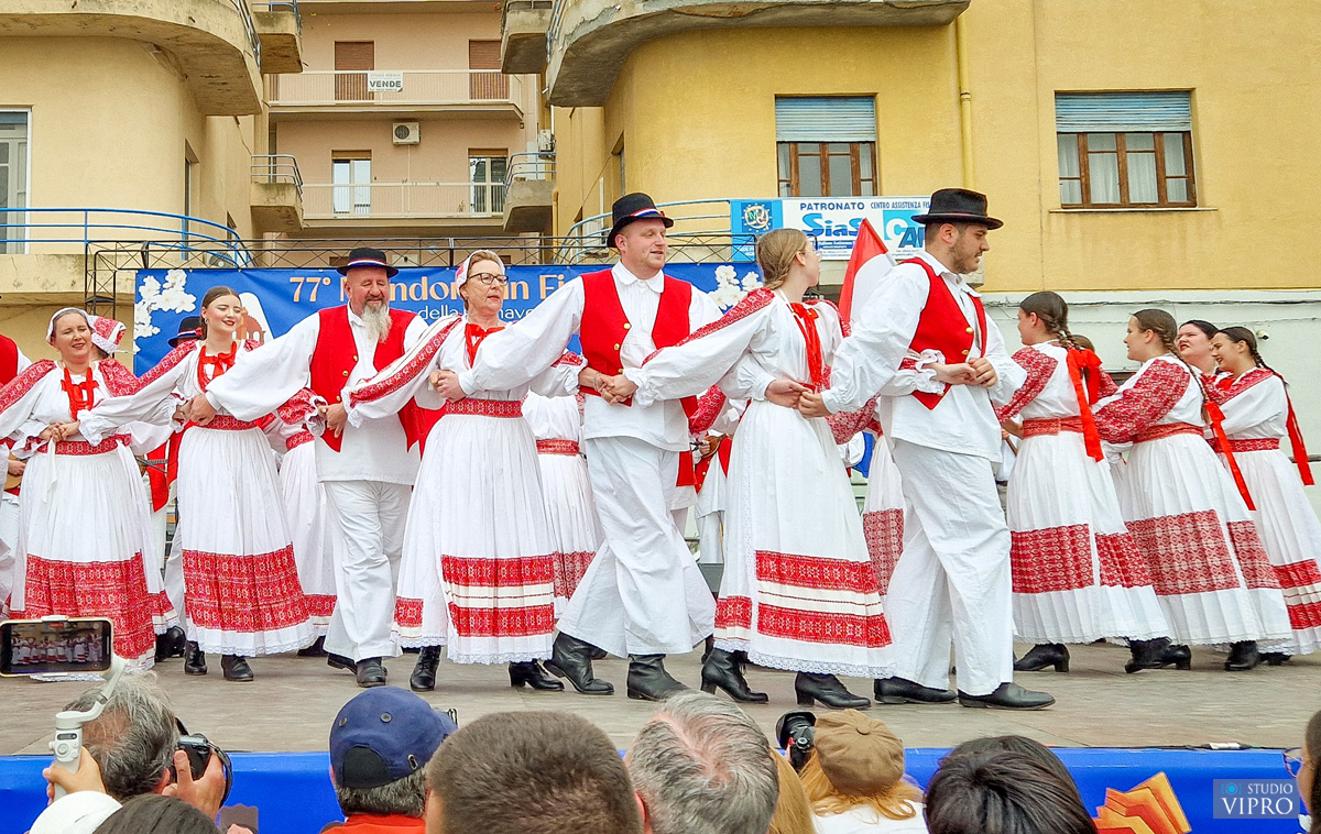 kud strahoninec, kud seljačka sloga prelog u Siciliji 2025, studio Vipro (2)