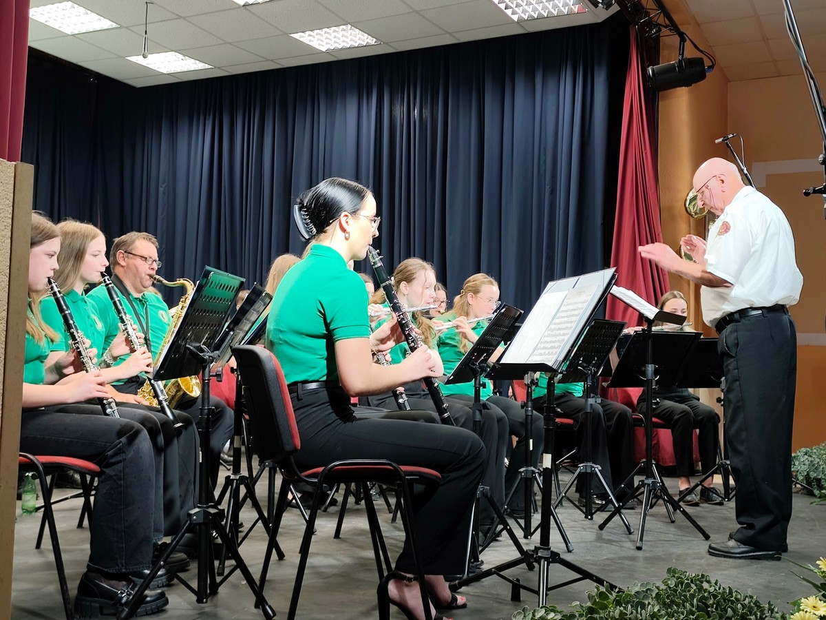 limena belica (103) limena belica (103)