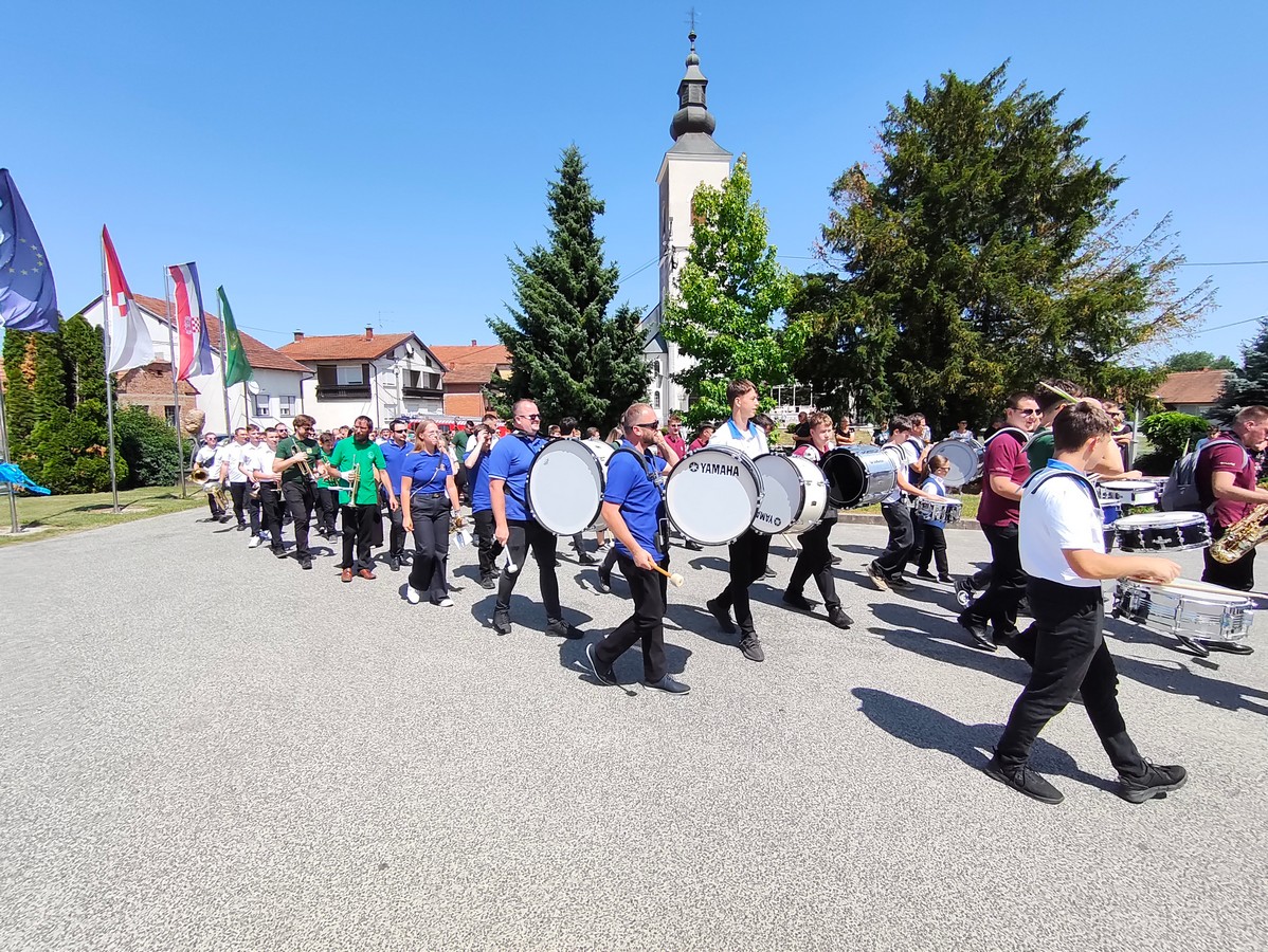 limena belica (60) limena belica (60)