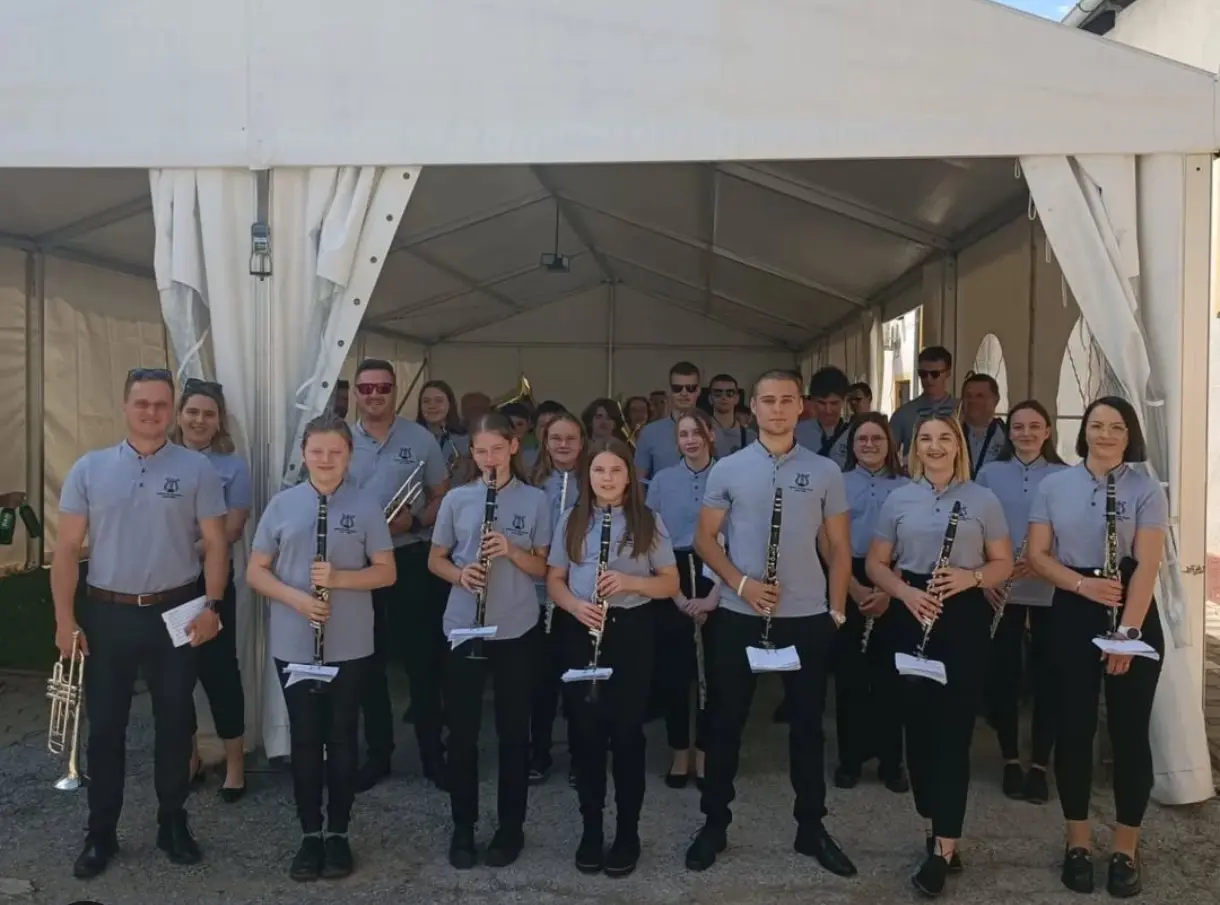 limena glazba belica (3) limena glazba belica (3)