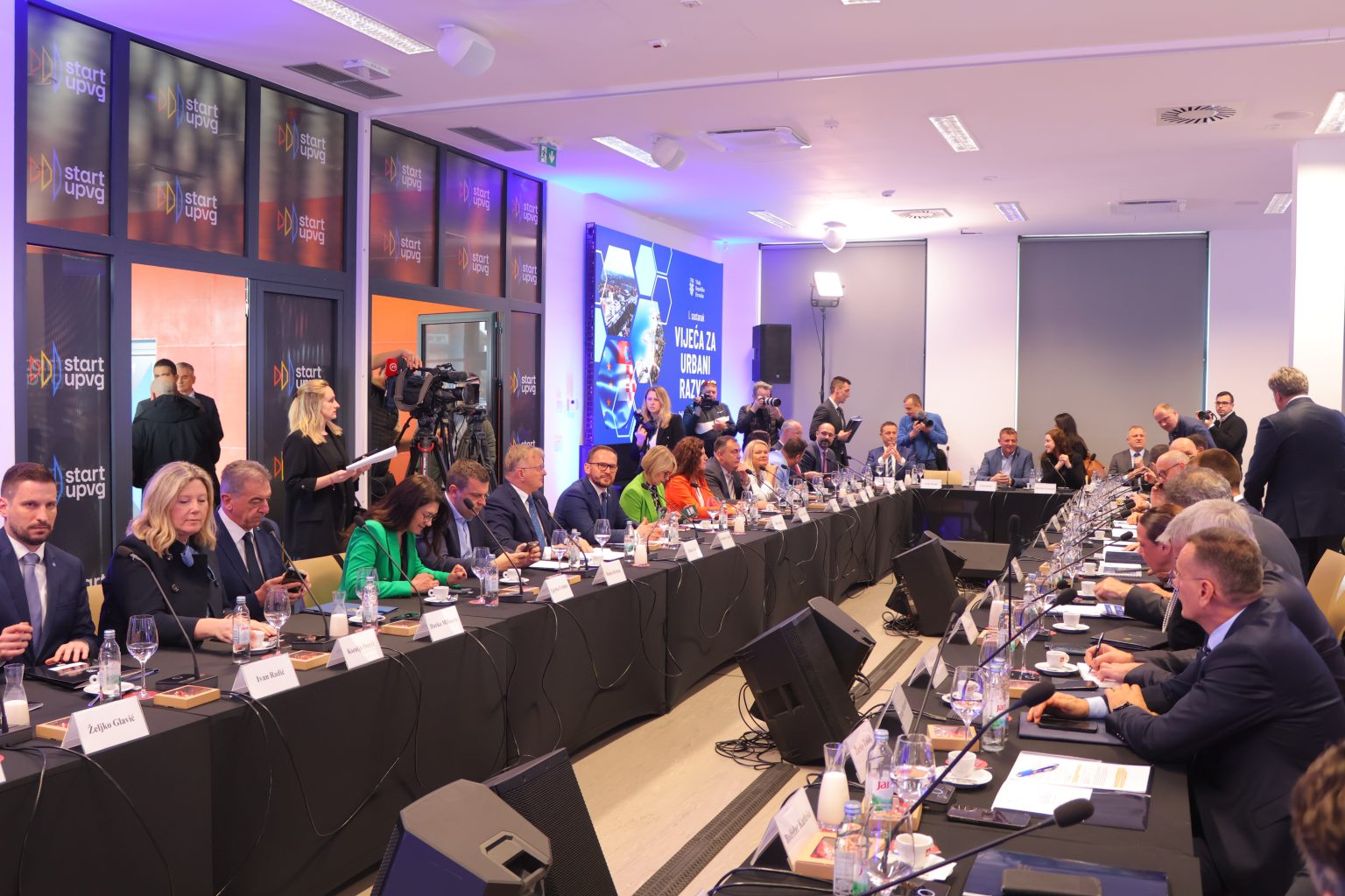 ljerka cividini, andrej plenković, ugovori (10)