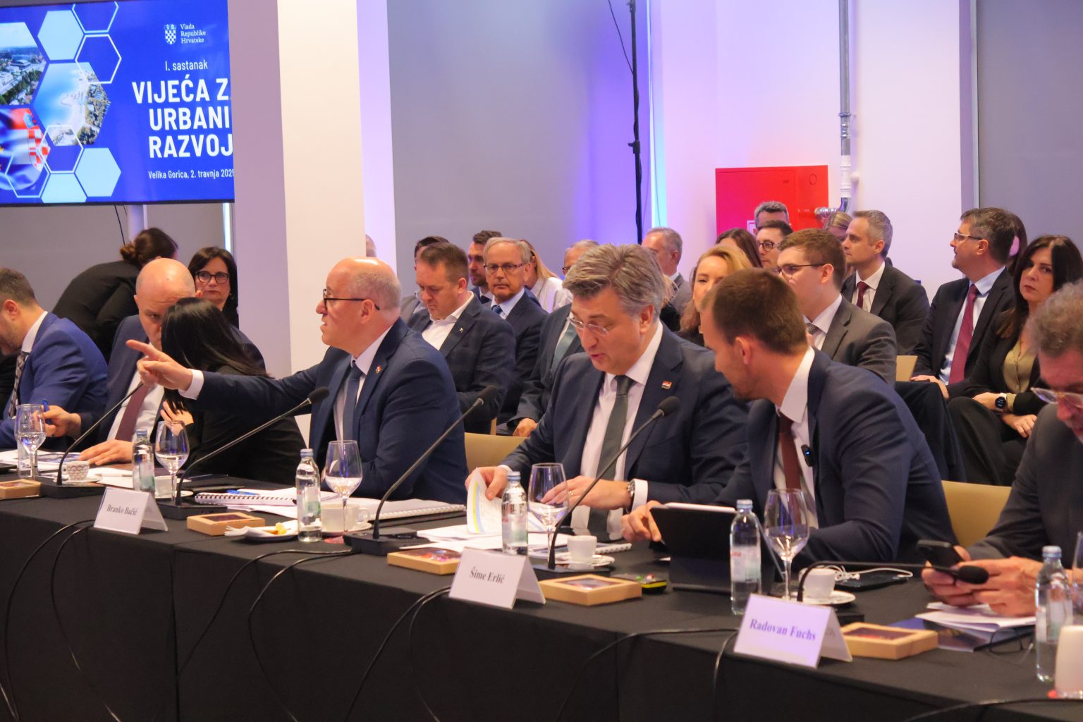 ljerka cividini, andrej plenković, ugovori (13)