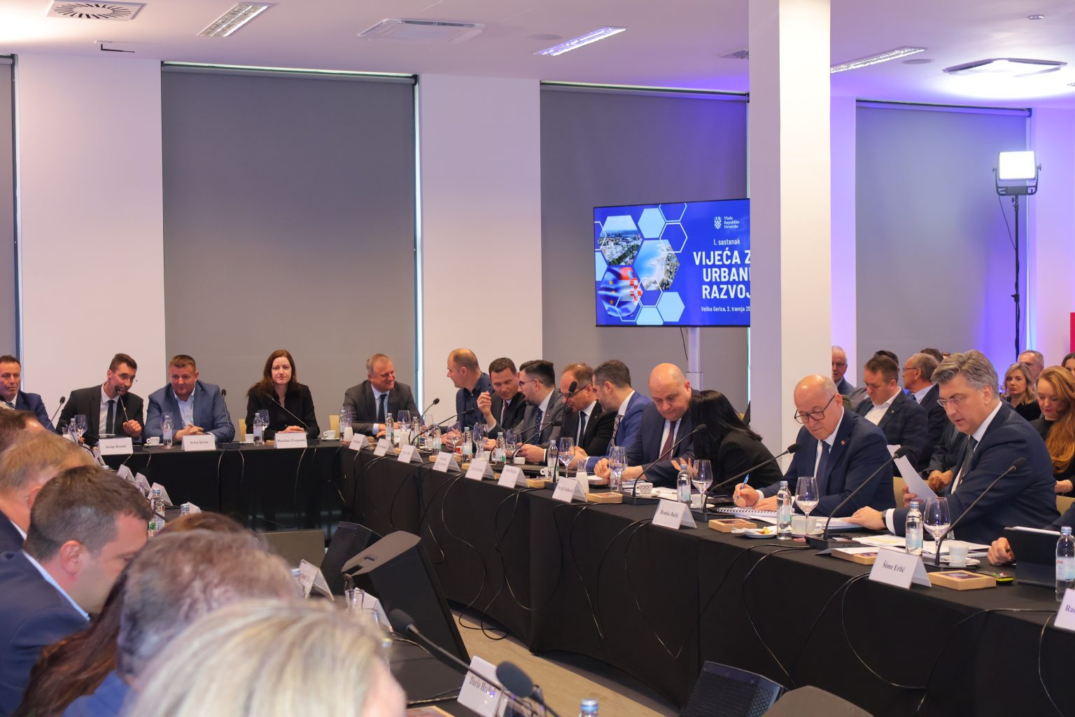 ljerka cividini, andrej plenković, ugovori (14)