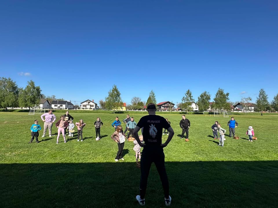 lov na pisanice, potraga celine (8)