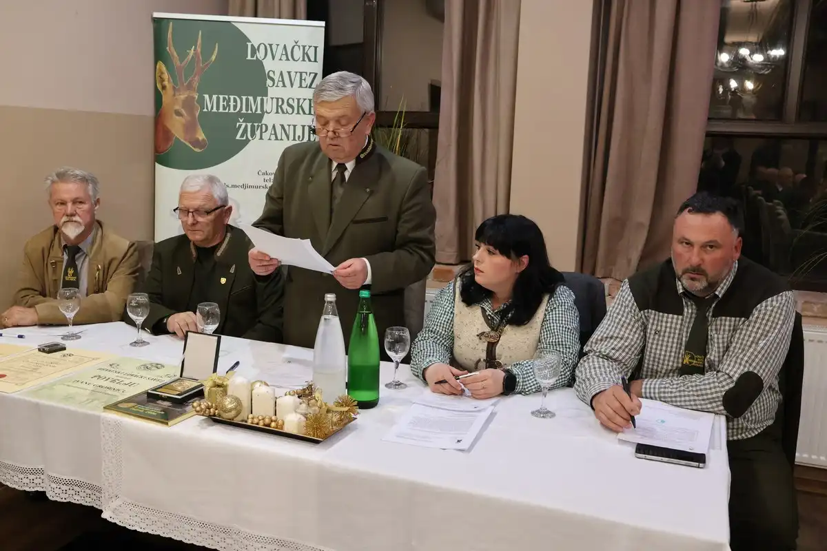 lovci – skupština (10) lovci – skupština (10)