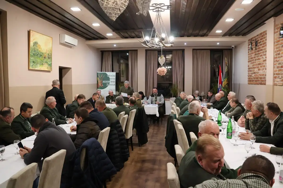 lovci – skupština (12) lovci – skupština (12)