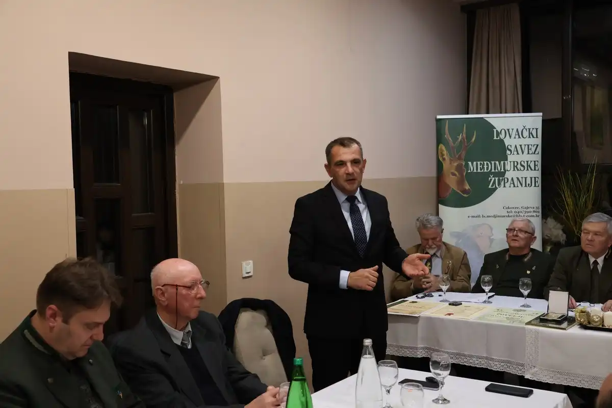 lovci – skupština (16) lovci – skupština (16)