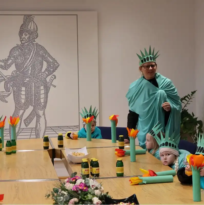 male maškare (11) male maškare (11)