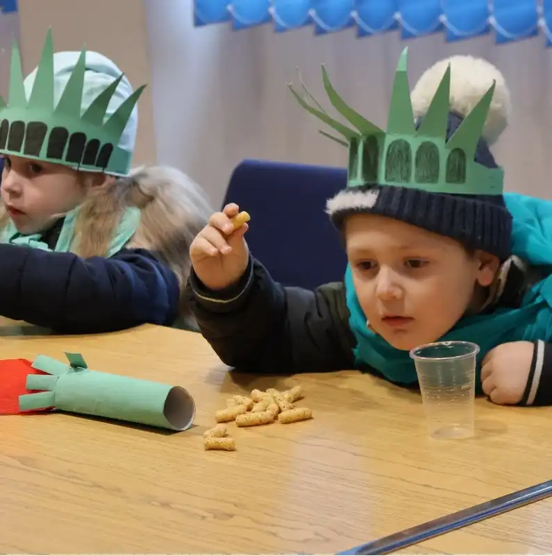 male maškare (6) male maškare (6)