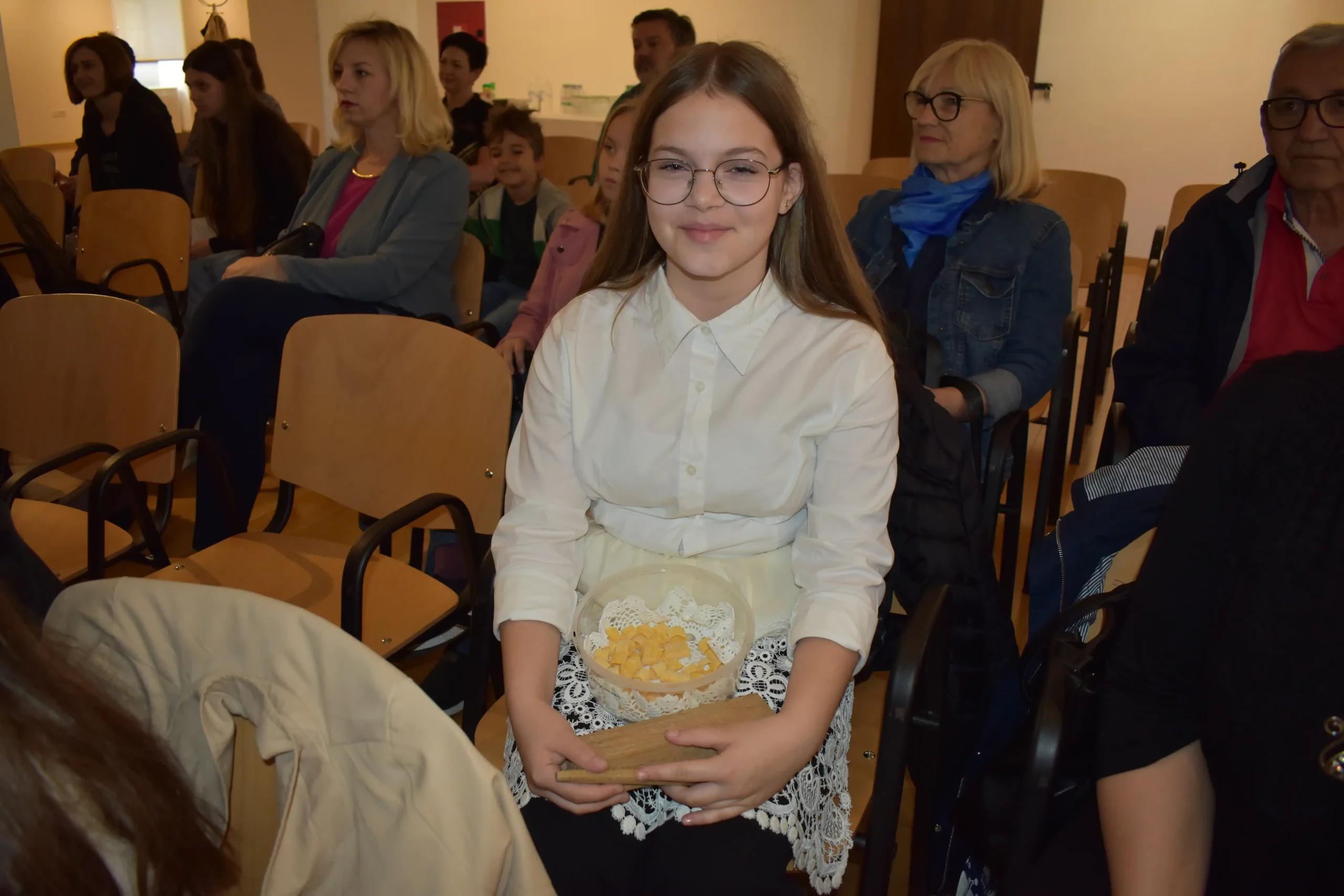 mali kustosi, 2024 (9) mali kustosi, 2024 (9)