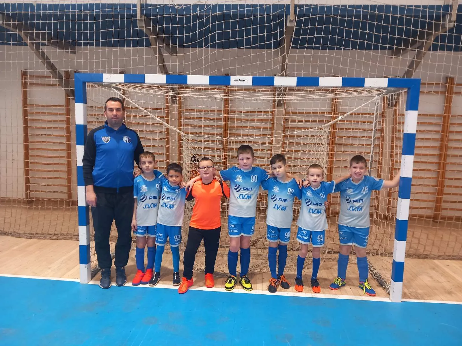 mali nogometaši (106) mali nogometaši (106)