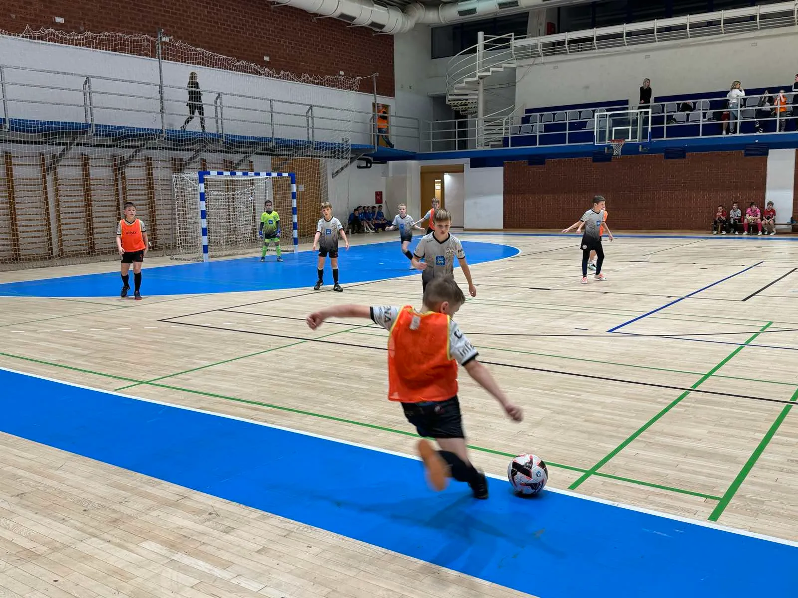 mali nogometaši (14) mali nogometaši (14)