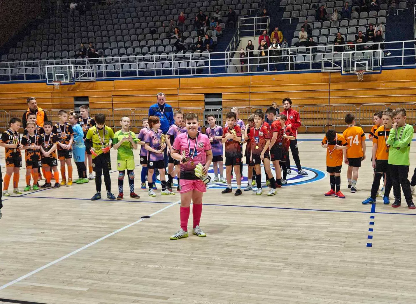 mali nogometaši (34) mali nogometaši (34)