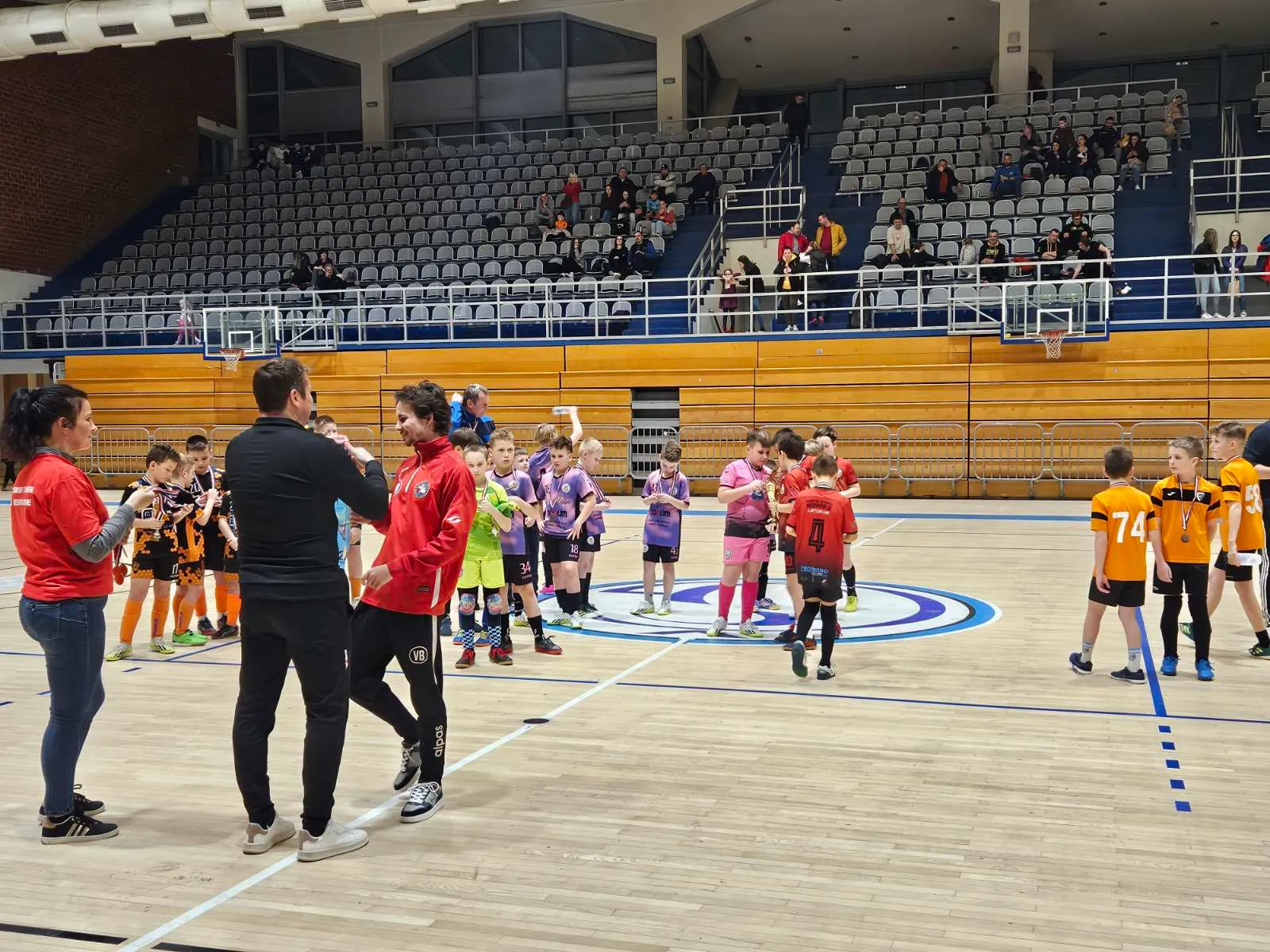 mali nogometaši (58) mali nogometaši (58)