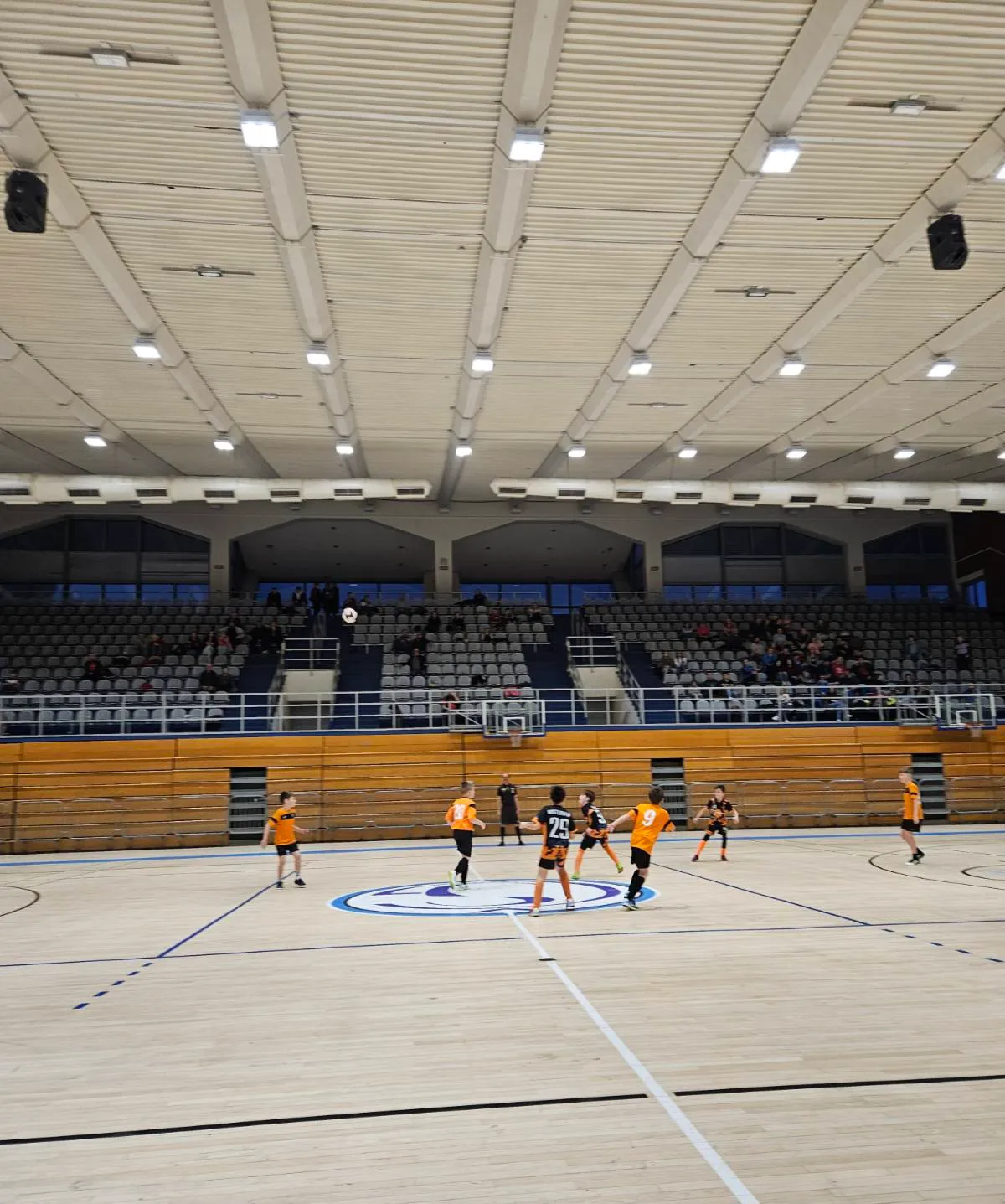 mali nogometaši (63) mali nogometaši (63)