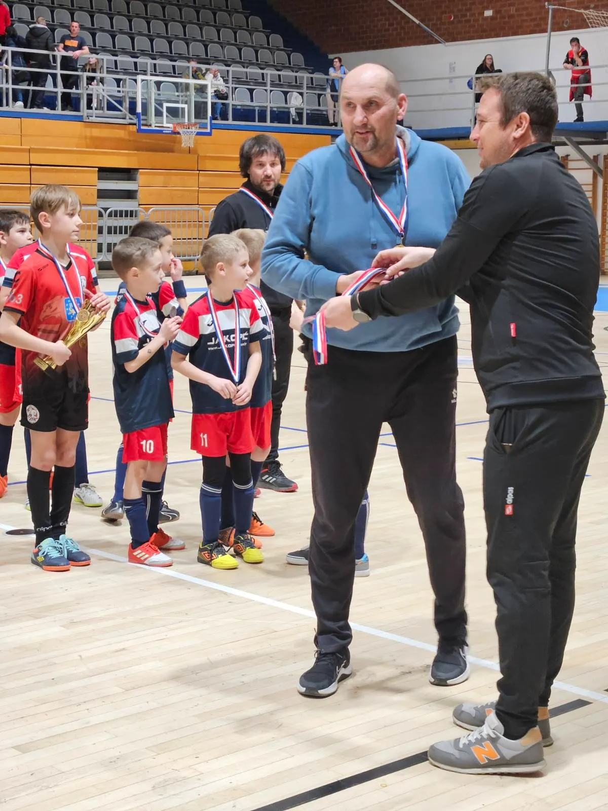 mali nogometaši (65) mali nogometaši (65)