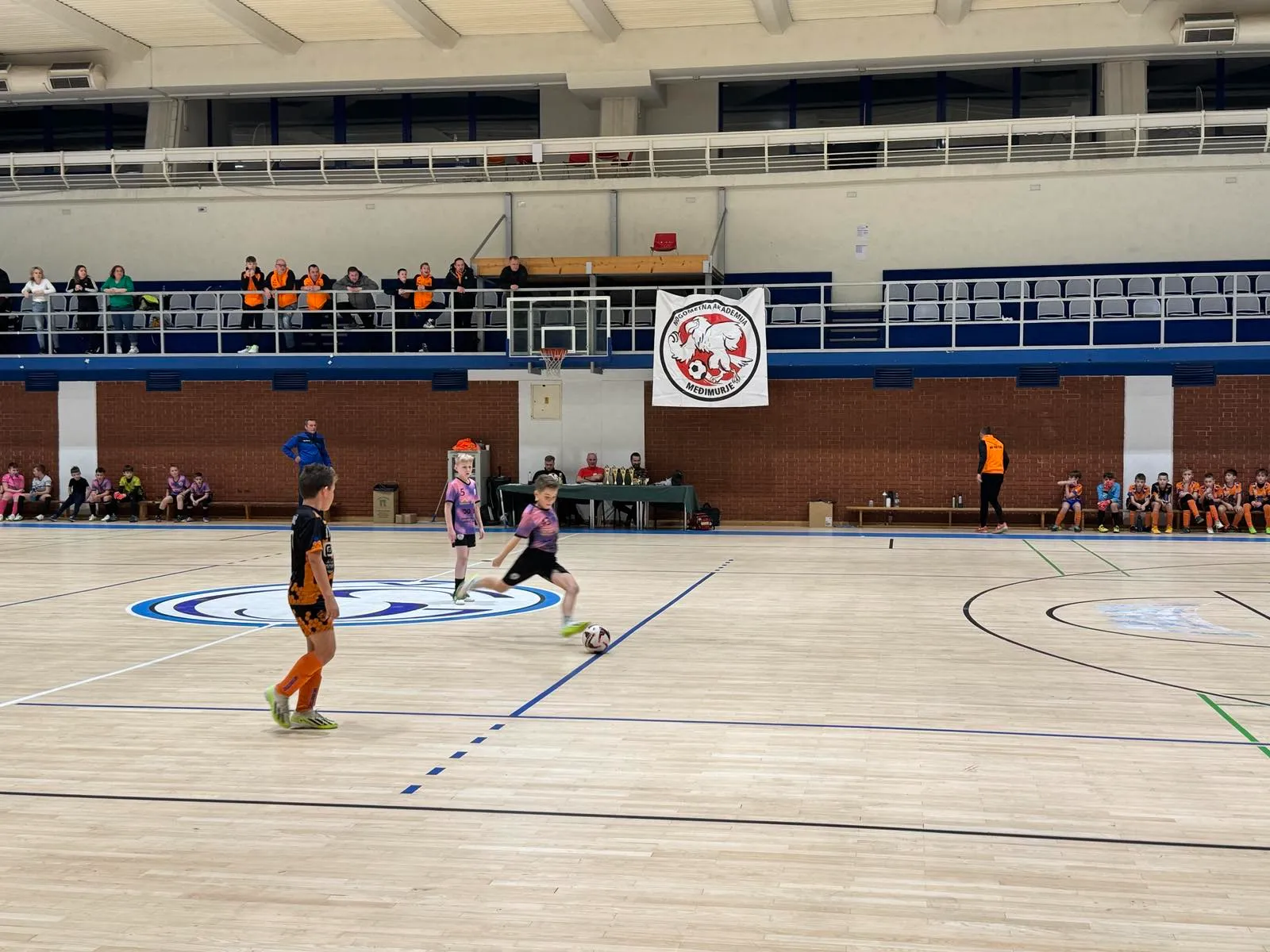 mali nogometaši (68) mali nogometaši (68)