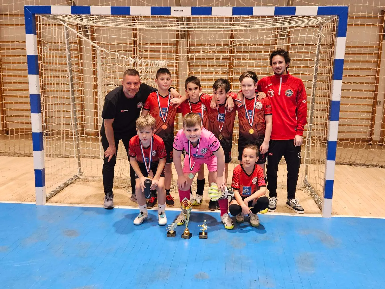 mali nogometaši (75) mali nogometaši (75)