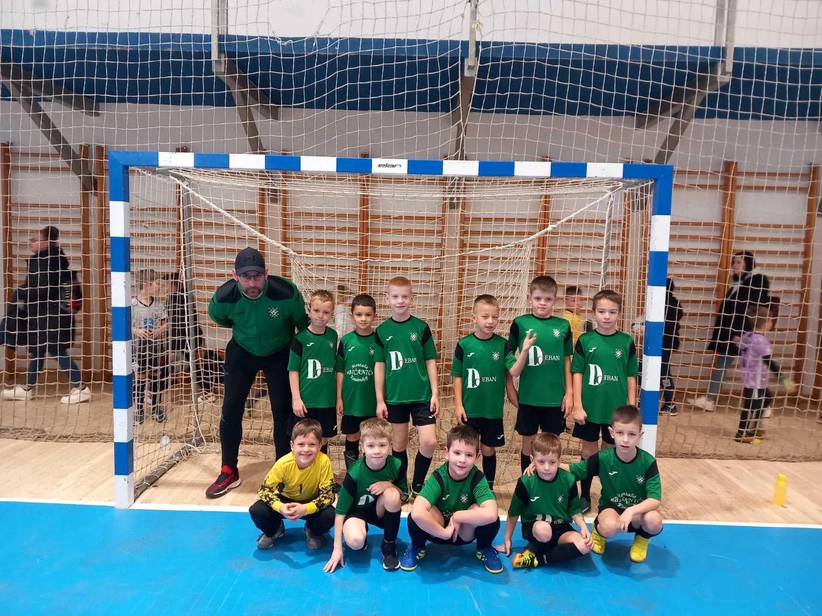 mali nogometaši (86) mali nogometaši (86)