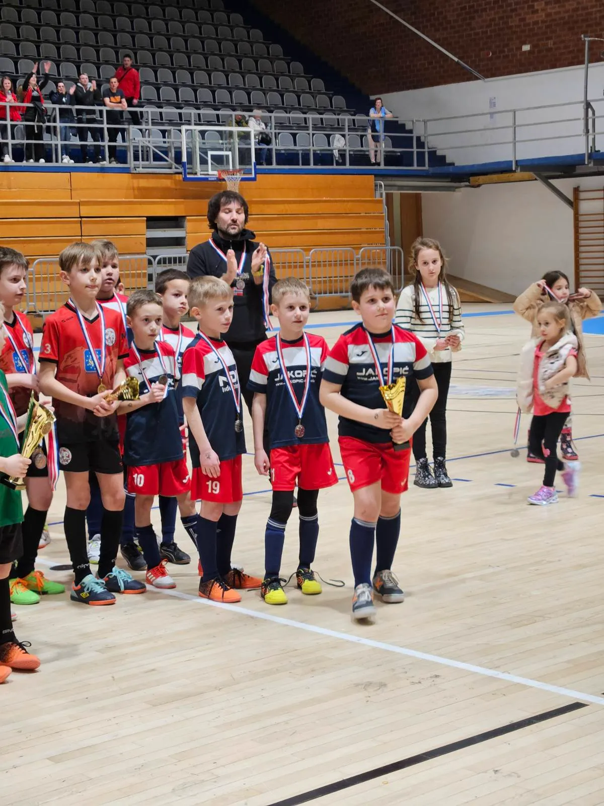 mali nogometaši (9) mali nogometaši (9)