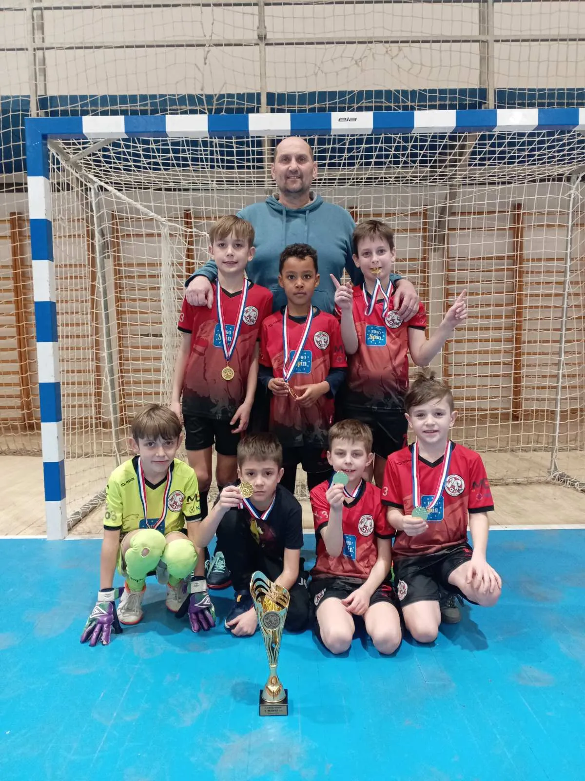 mali nogometaši (96) mali nogometaši (96)