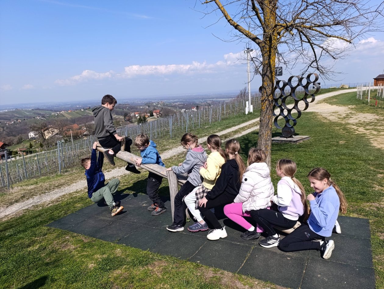 mali planinari PŠ Peklenica (8) mali planinari PŠ Peklenica (8)