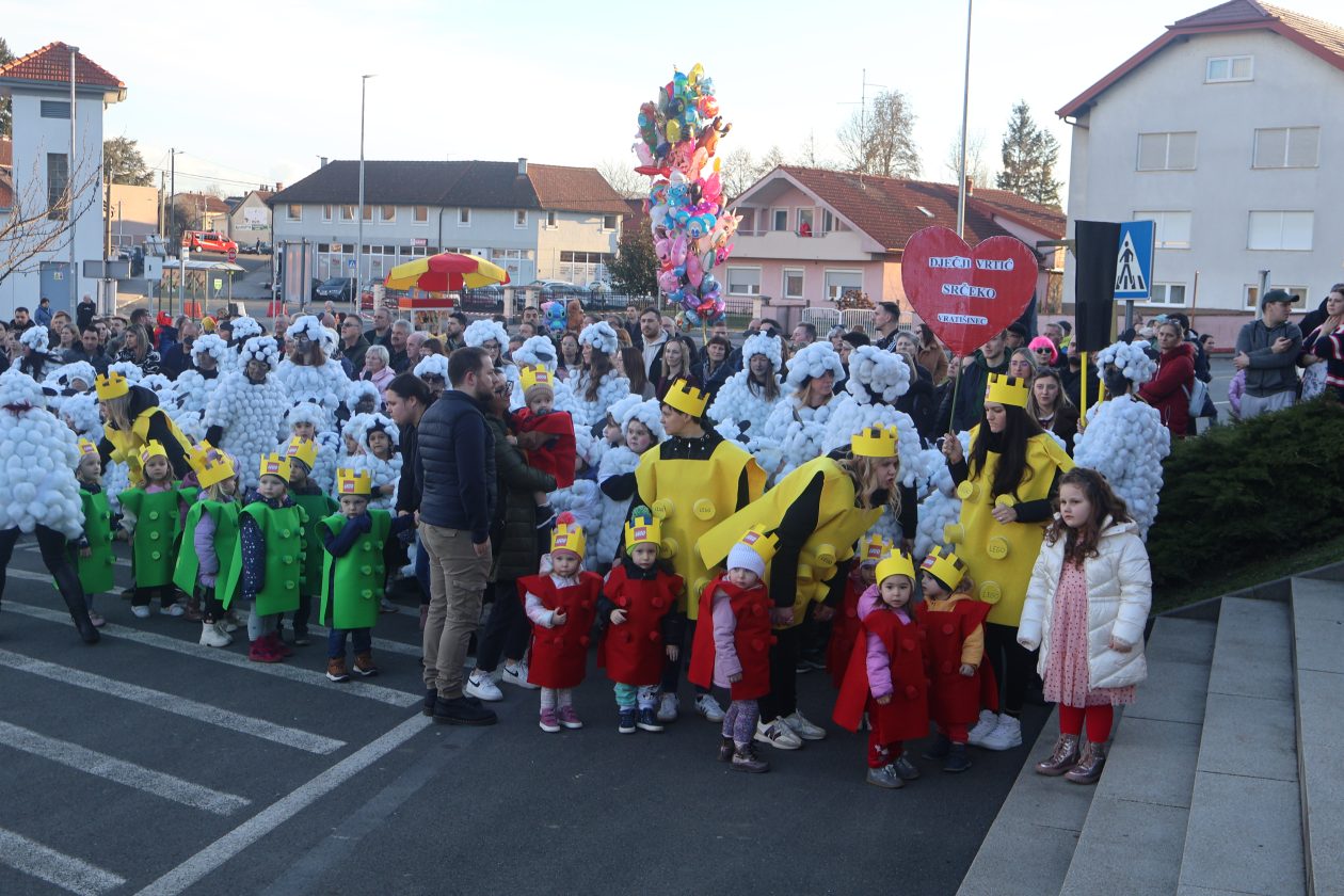mali serjojnski fašnik (65) mali serjojnski fašnik (65)