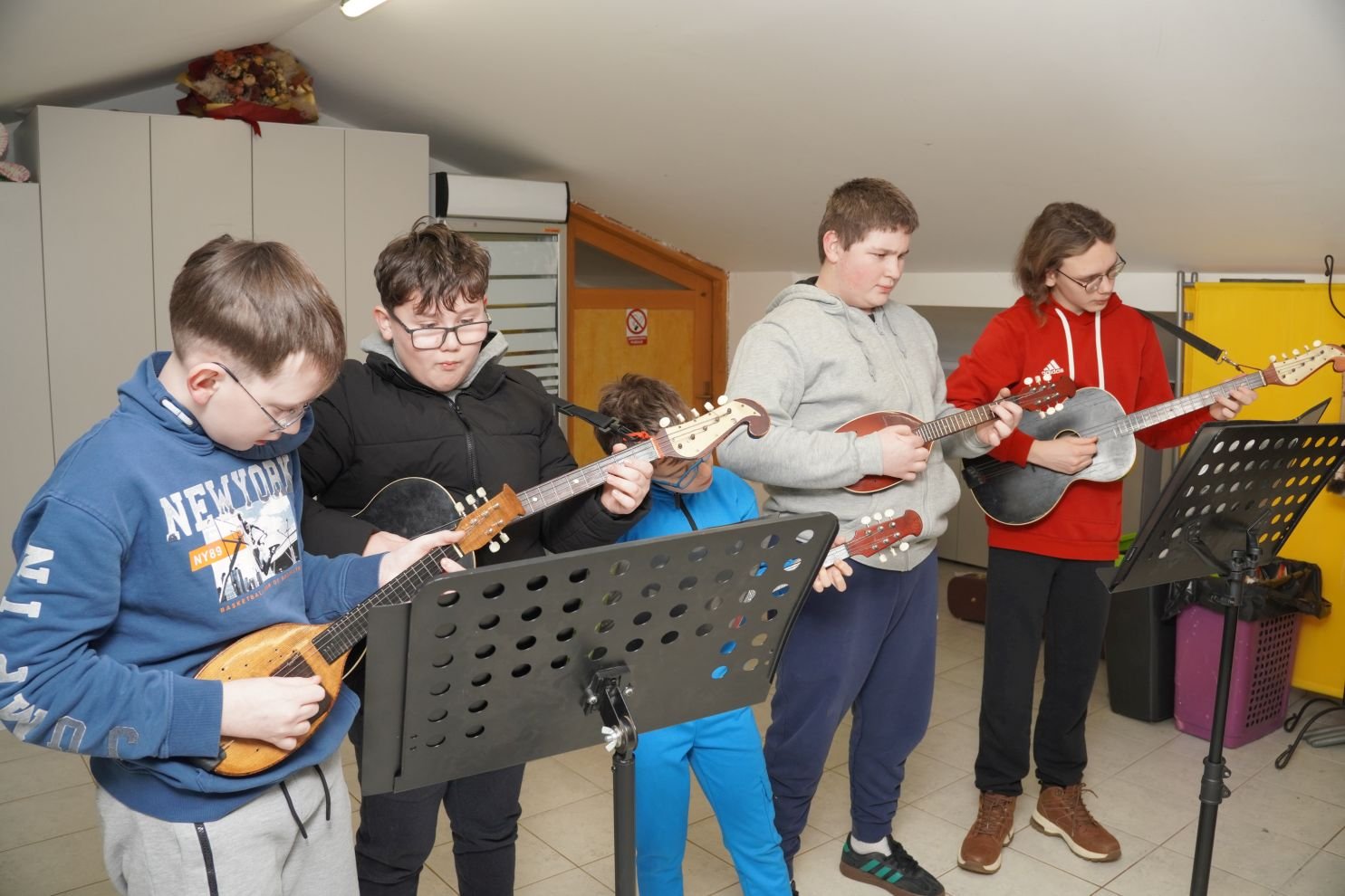 mali tamburaši KUU Zasadbreg (11)