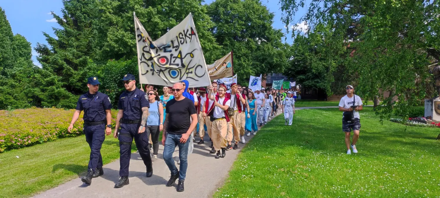 maturanti povorka, 2024 (21) maturanti povorka, 2024 (21)