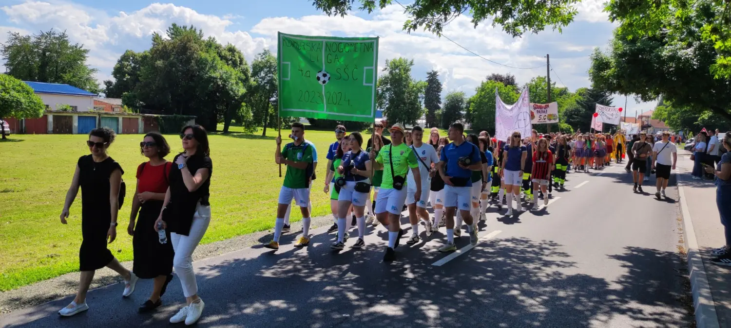 maturanti povorka, 2024 (6) maturanti povorka, 2024 (6)