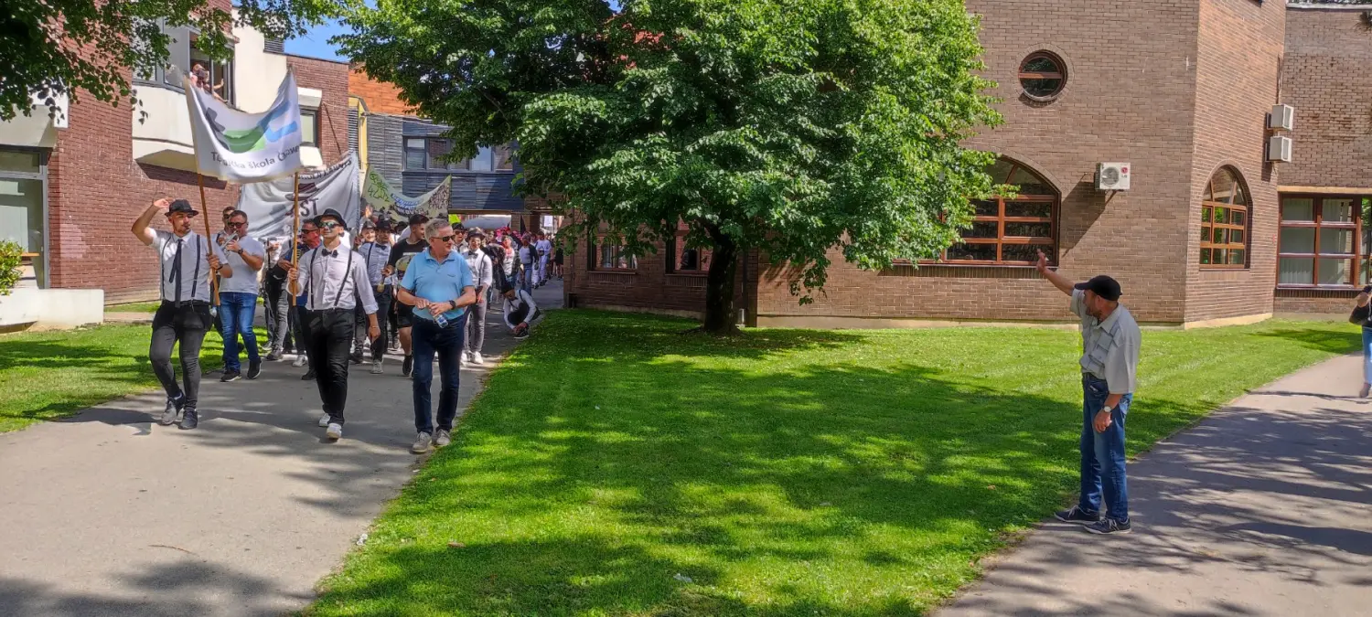 maturanti povorka, 2024 (9) maturanti povorka, 2024 (9)