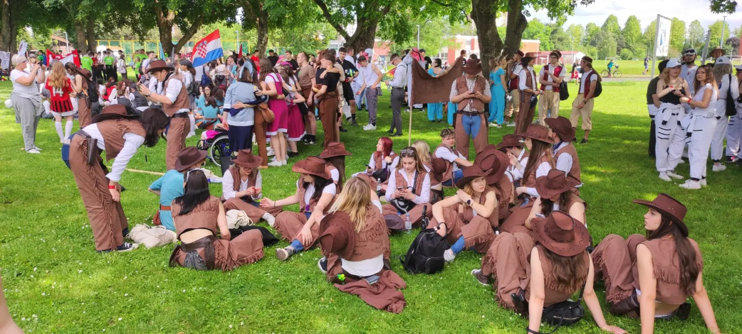 maturanti, src mladost,2024 (7) maturanti, src mladost,2024 (7)