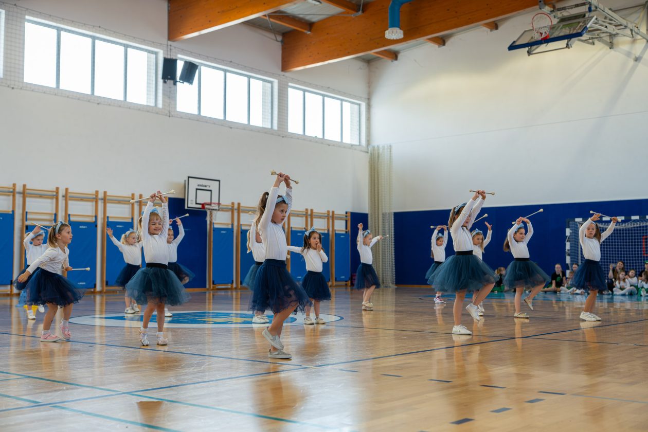 mažoretkinje Strahoninec natjecanje (14)