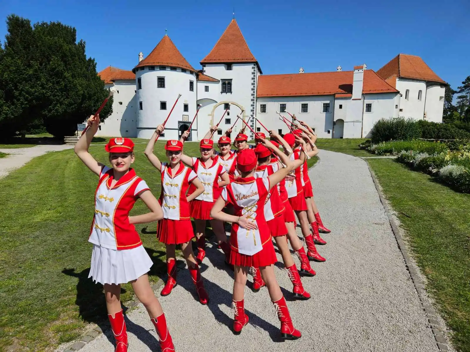 mažoretkinje kotoribe (3)