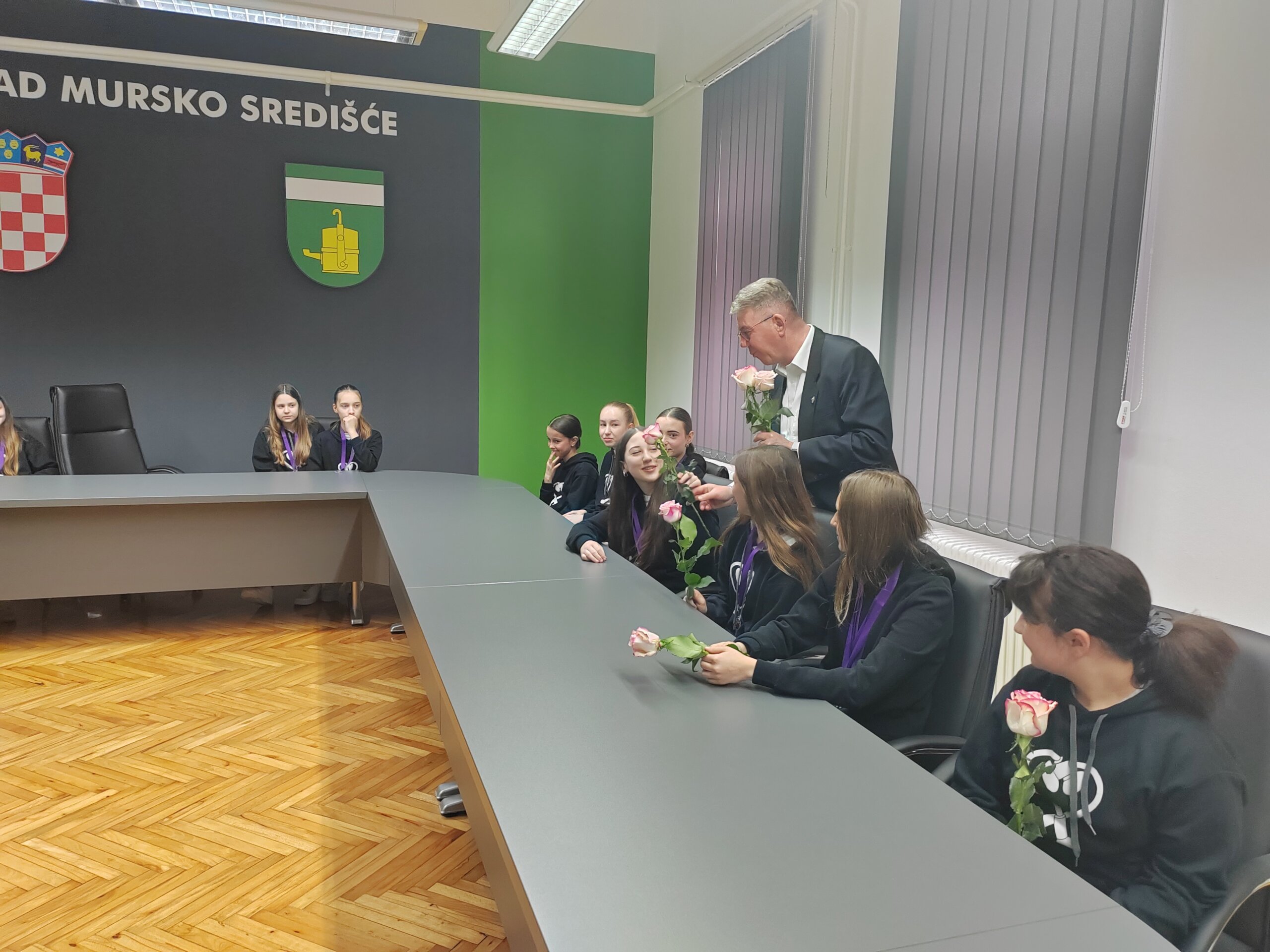 mažoretkinje murskog središća (6) mažoretkinje murskog središća (6)