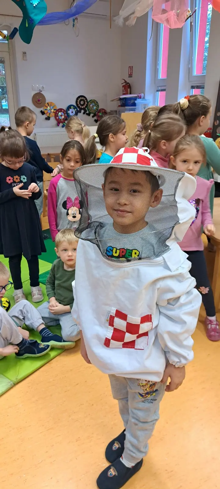 medni dan vrtić stonoga (30) medni dan vrtić stonoga (30)