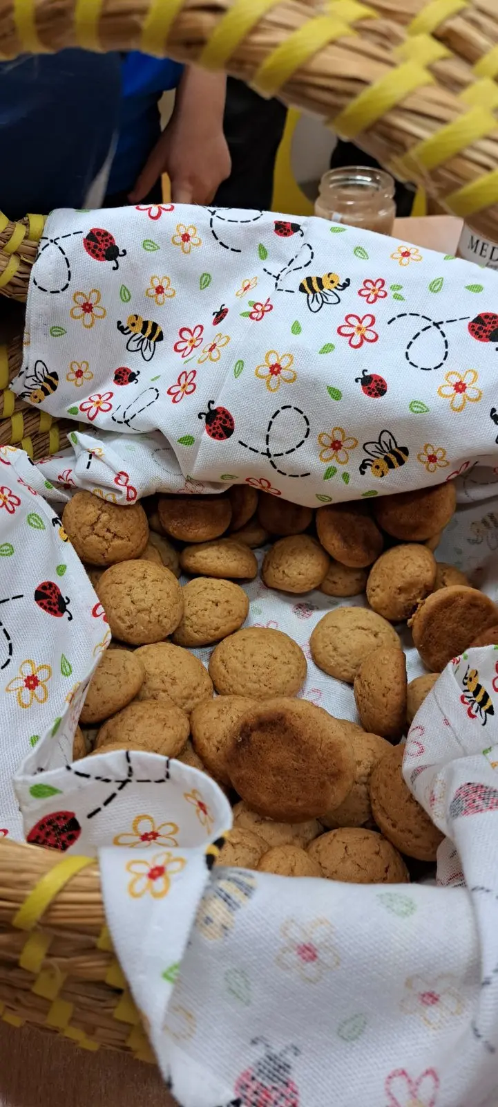 medni dan vrtić stonoga (6) medni dan vrtić stonoga (6)