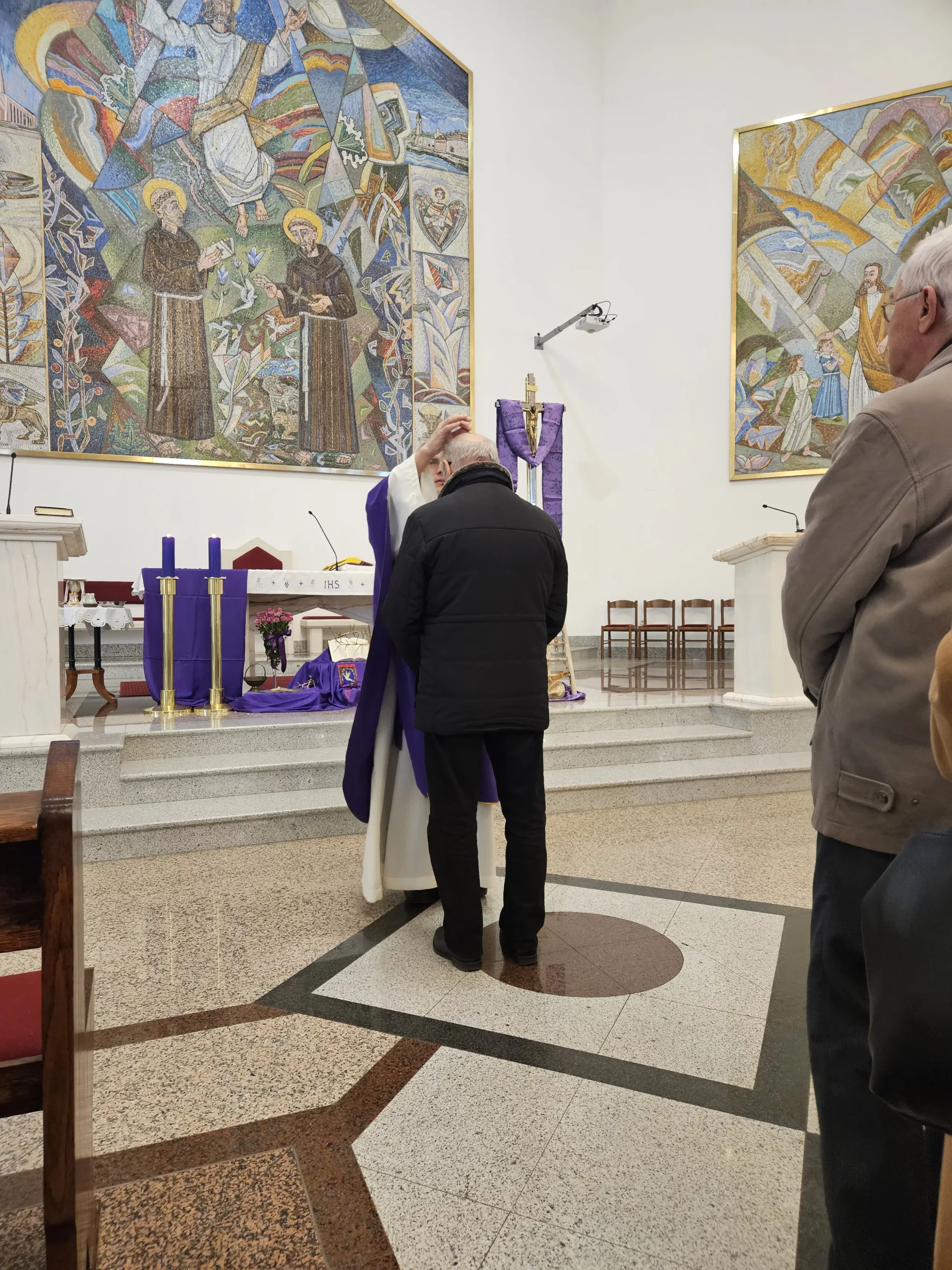 misa, jug, pepelnica (1)