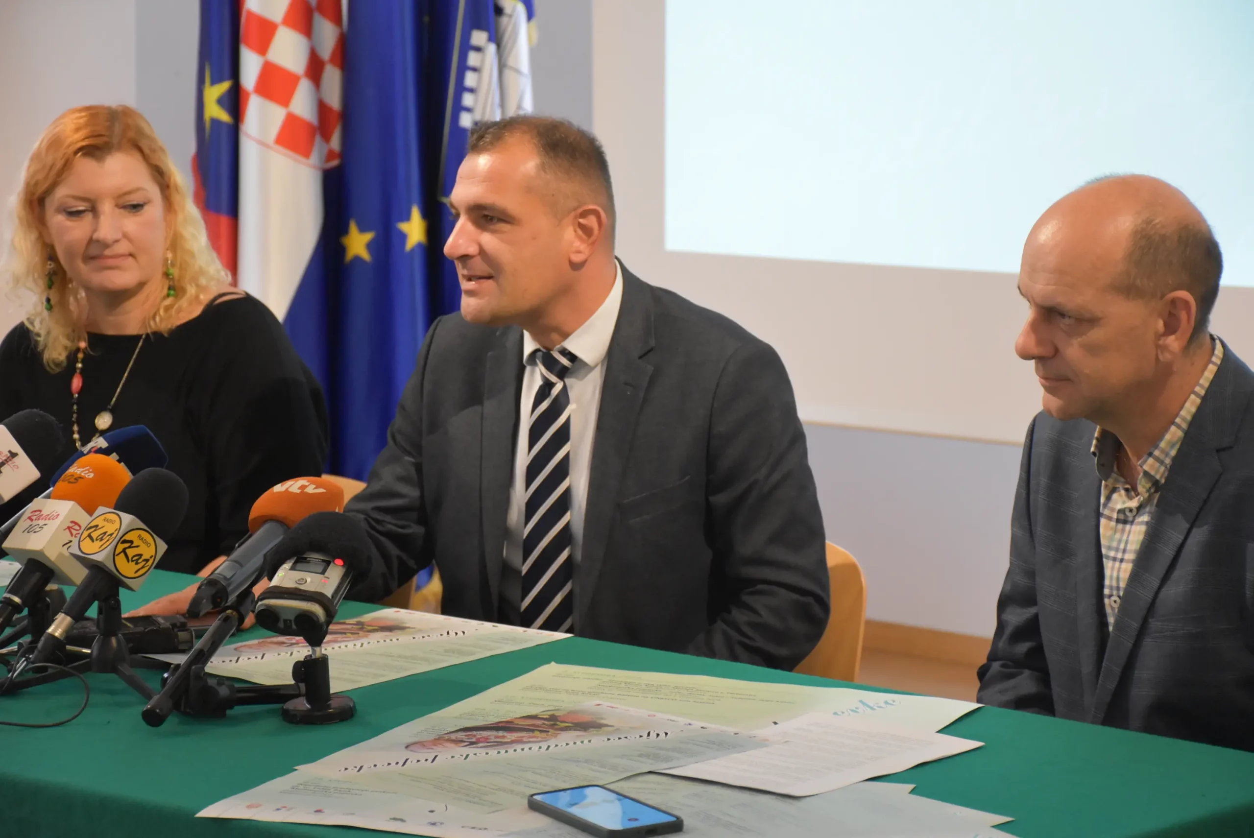 mjesec hrvatske popevke,program (5)