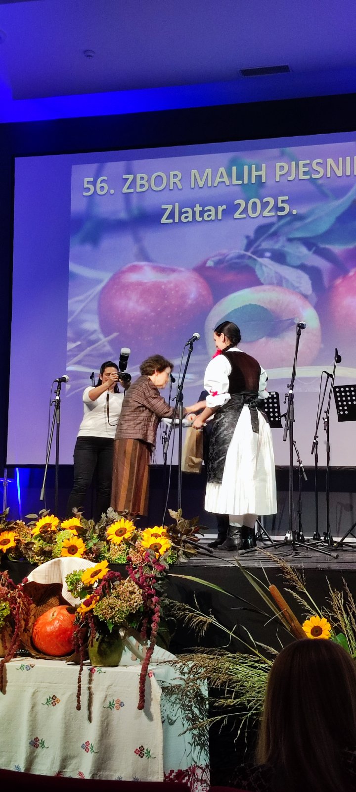 mladi pjesnici Zlatar, Zbor malih pjesnika (4)