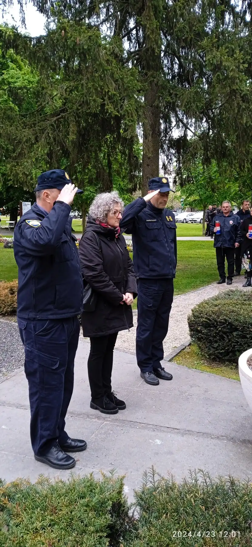 motoristi moto kluba 4.gardijske brigade Split odali počast poginulim Međimurskim braniteljima (12)