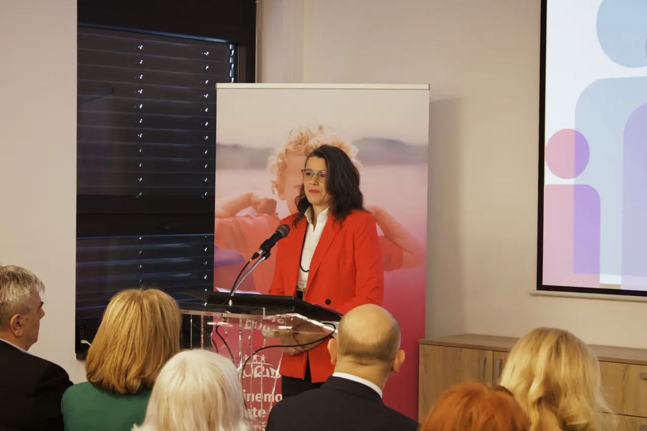 murid međunarodna konferencija,kongres (18) murid međunarodna konferencija,kongres (18)