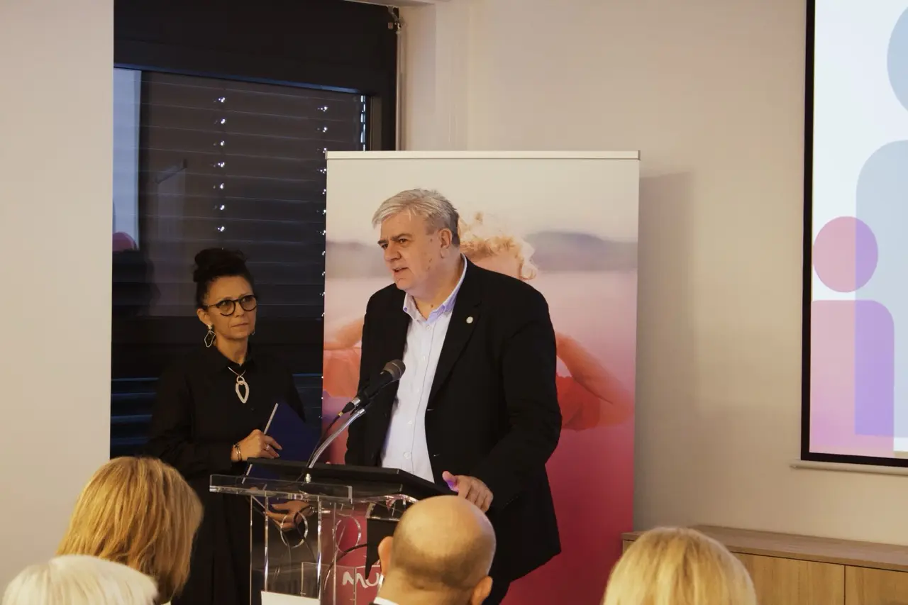 murid međunarodna konferencija,kongres (19) murid međunarodna konferencija,kongres (19)