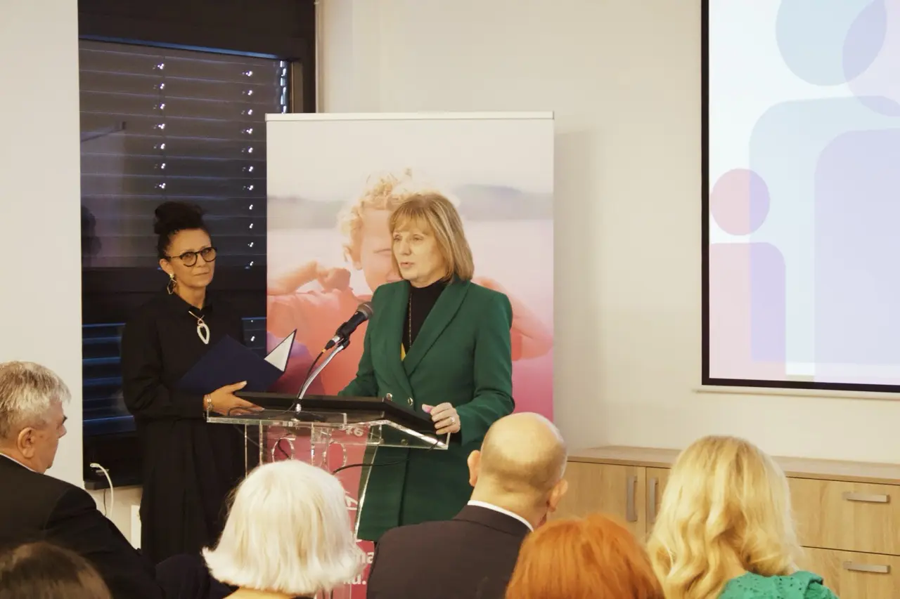 murid međunarodna konferencija,kongres (20) murid međunarodna konferencija,kongres (20)